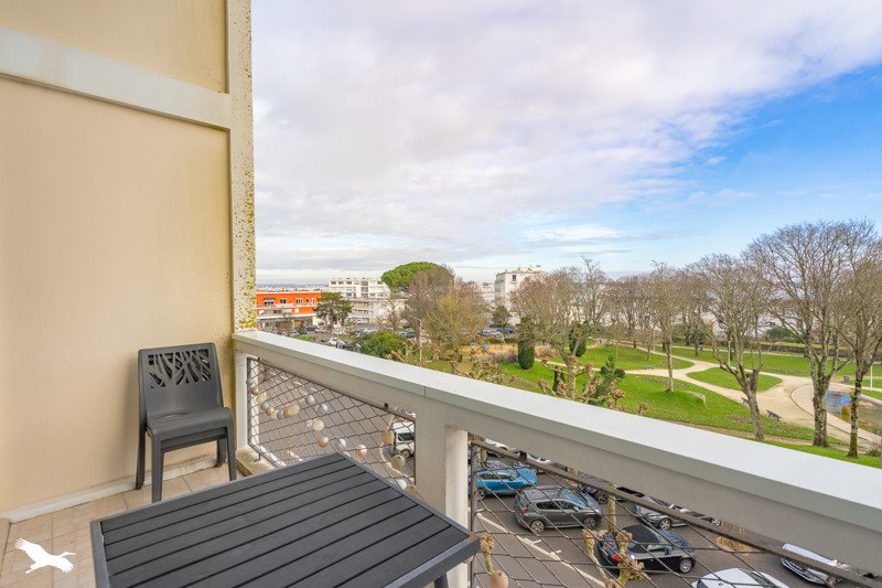 Vente Appartement ROYAN - 2 pièces -65 m² - (17200)
