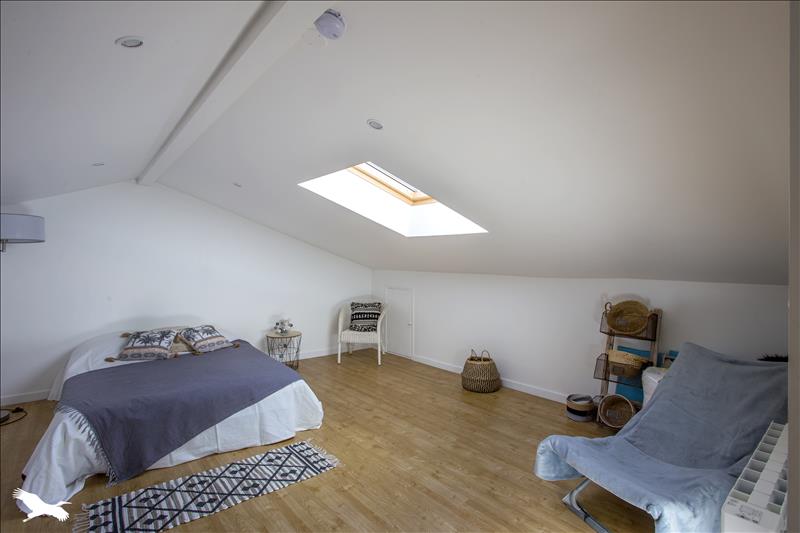 Vente Maison LUSSANT - 6 pièces -150 m² - (17430)