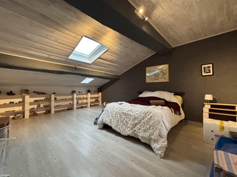 Vente Maison TONNAY CHARENTE - 6 pièces -185 m² - (17430)
