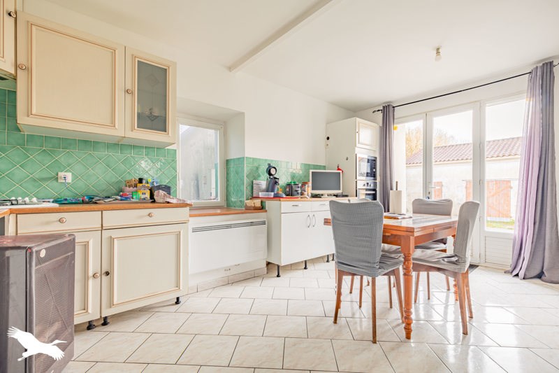 Vente Maison ST COUTANT LE GRAND - 5 pièces -119 m² - (17430)