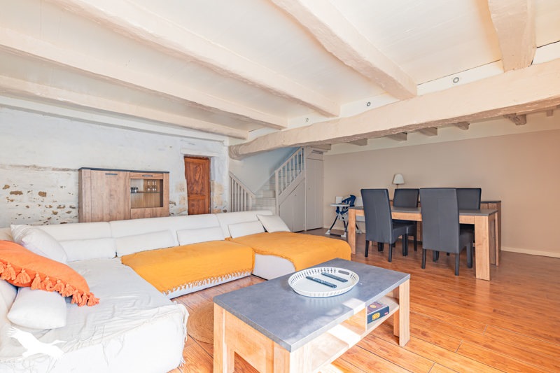 Vente Maison ST COUTANT LE GRAND - 4 pièces -115 m² - (17430)
