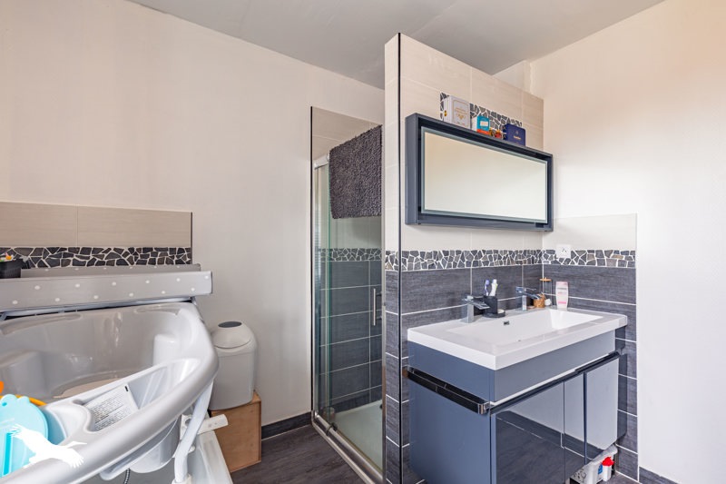 Vente Maison TONNAY CHARENTE - 3 pièces -85 m² - (17430)