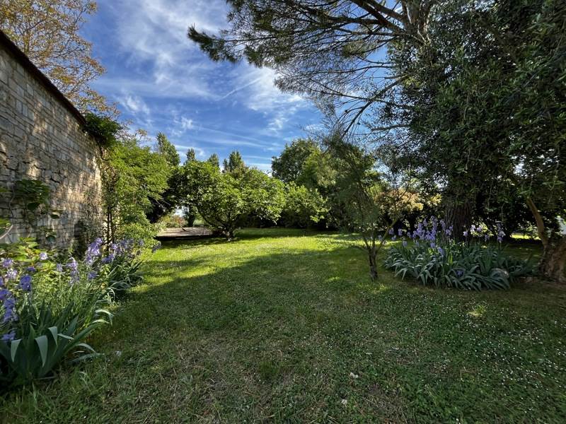 Vente Maison CABARIOT - 7 pièces -190 m² - (17430)