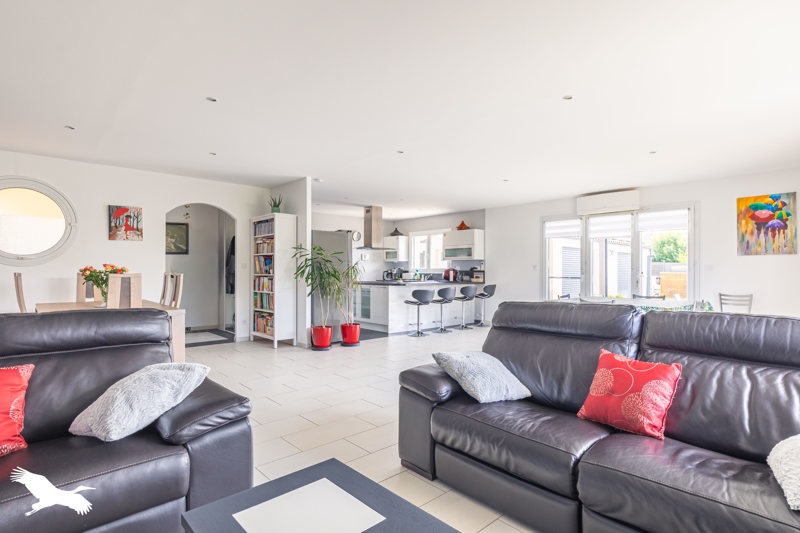 Vente Maison TONNAY CHARENTE - 5 pièces -147 m² - (17430)