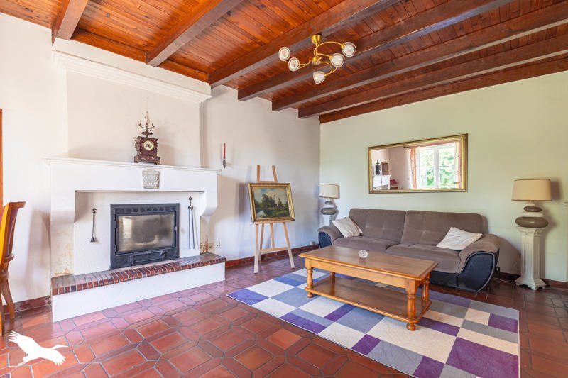 Vente Maison BORDS - 7 pièces -185 m² - (17430)