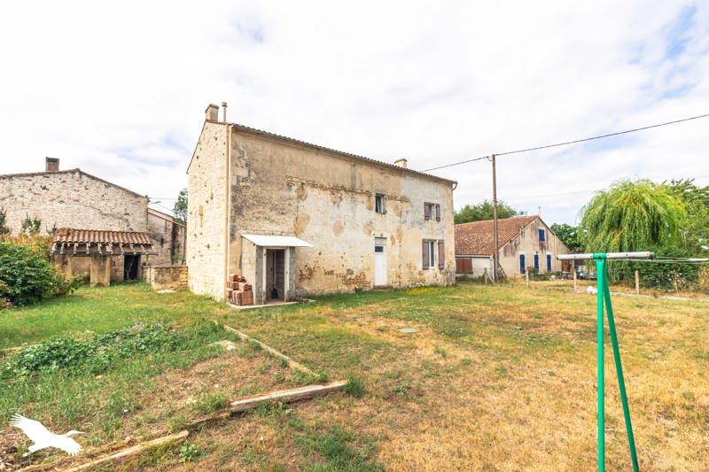 Vente Maison CHAMPDOLENT - 5 pièces -136 m² - (17430)