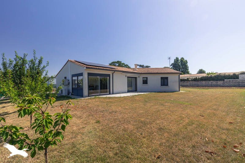 Vente Maison TONNAY CHARENTE - 5 pièces -104 m² - (17430)