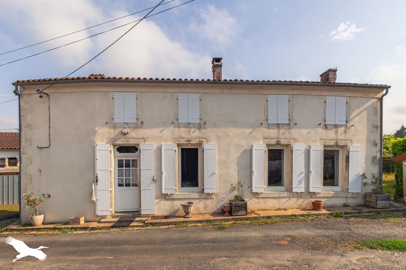 Vente Maison CABARIOT - 3 pièces -91 m² - (17430)