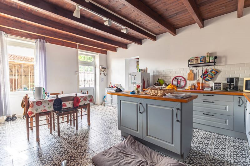 Vente Maison CABARIOT - 3 pièces -91 m² - (17430)