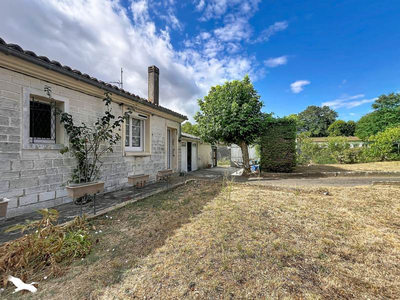 Vente Maison TONNAY CHARENTE - 4 pièces -65 m² - (17430)