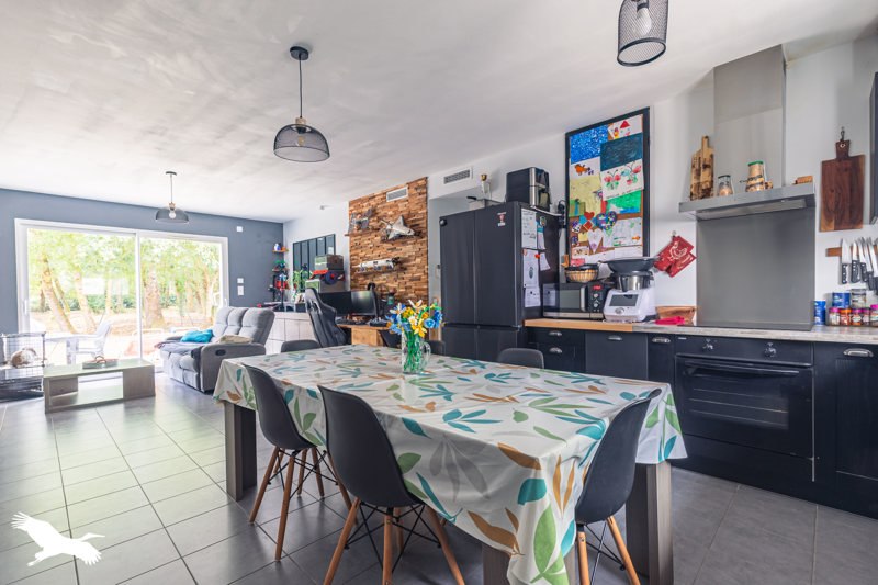 Vente Maison TONNAY CHARENTE - 4 pièces -80 m² - (17430)