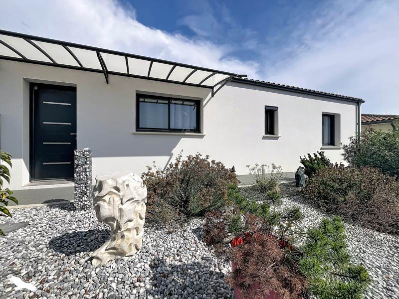 Vente Maison TONNAY CHARENTE 17430 4 pièces - 97 m²