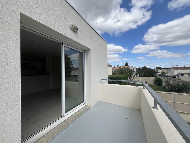 Vente Appartement TONNAY CHARENTE - 3 pièces -54,8 m² - (17430)