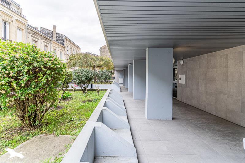 Vente Appartement BORDEAUX - 3 pièces -67 m² - (33000)