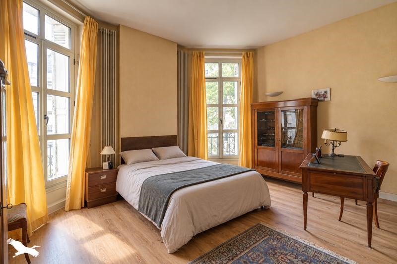 Vente Appartement BORDEAUX - 4 pièces -128 m² - (33000)
