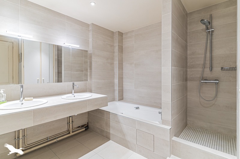 Vente Appartement BORDEAUX - 4 pièces -128 m² - (33000)
