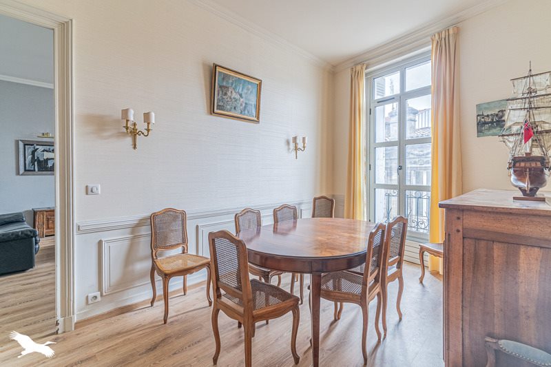 Vente Appartement BORDEAUX - 4 pièces -128 m² - (33000)