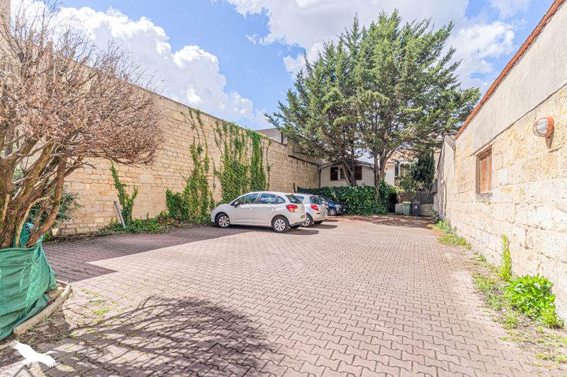 Vente Appartement BORDEAUX - 3 pièces -61 m² - (33000)