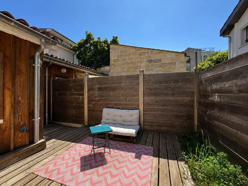 Vente Appartement BORDEAUX - 2 pièces -44 m² - (33000)