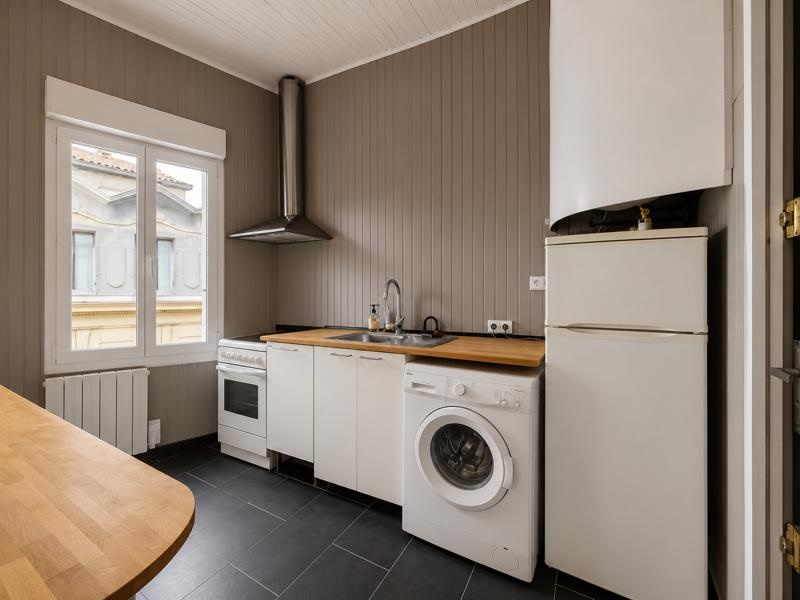 Vente Appartement BORDEAUX - 2 pièces -45 m² - (33000)