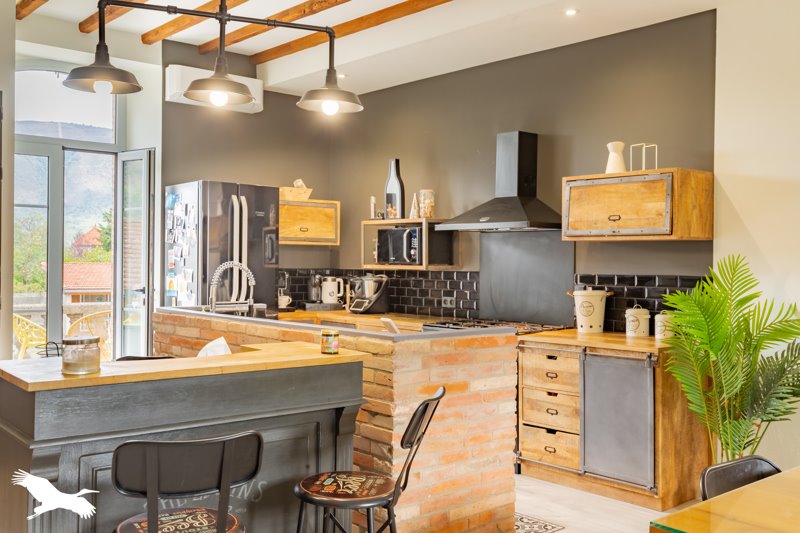 Vente Maison Tarascon-sur-Ariège - 6 pièces -212 m² - (09400)