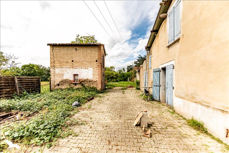 Vente Maison MIREPOIX SUR TARN - 6 pièces -329 m² - (31340)