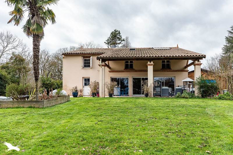 Vente Maison MONTVALEN - 6 pièces -239 m² - (81630)