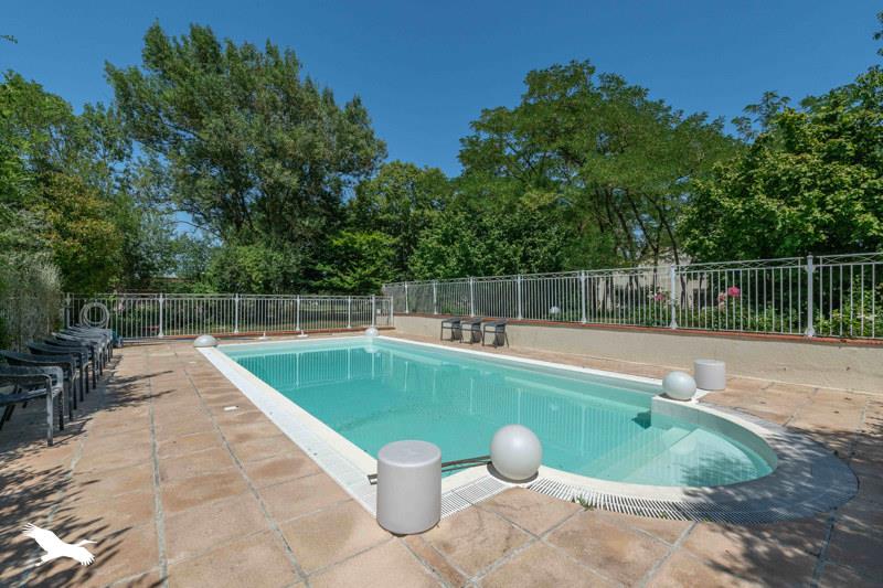 Vente Maison VILLEMATIER - 9 pièces -340 m² - (31340)