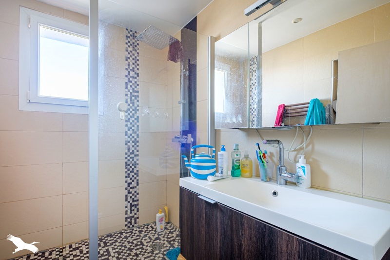 Vente Appartement Décines-Charpieu - 4 pièces -70 m² - (69150)