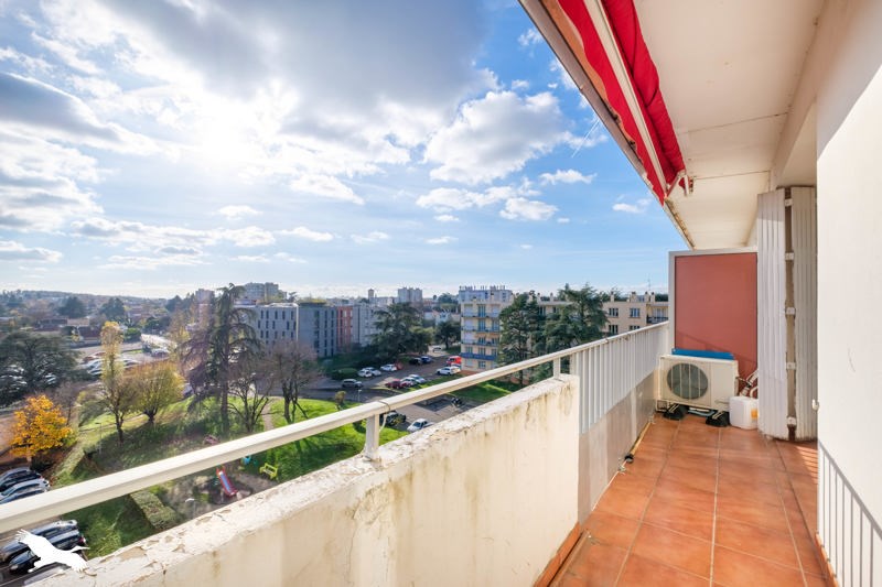 Vente Appartement Décines-Charpieu - 4 pièces -70 m² - (69150)