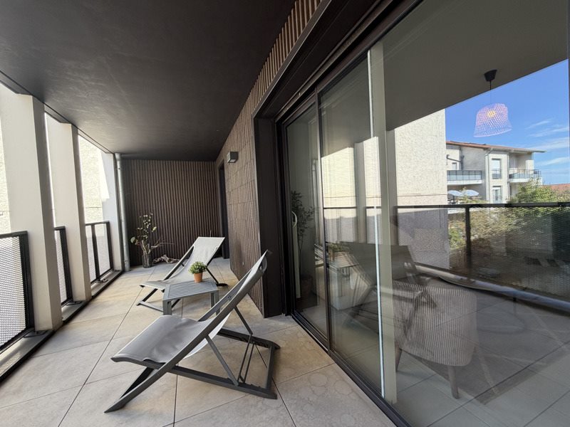 Vente Appartement CHASSIEU - 2 pièces -48 m² - (69680)