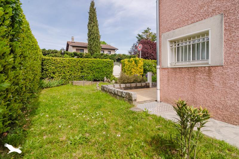 Vente Maison GENAS - 9 pièces -157 m² - (69740)