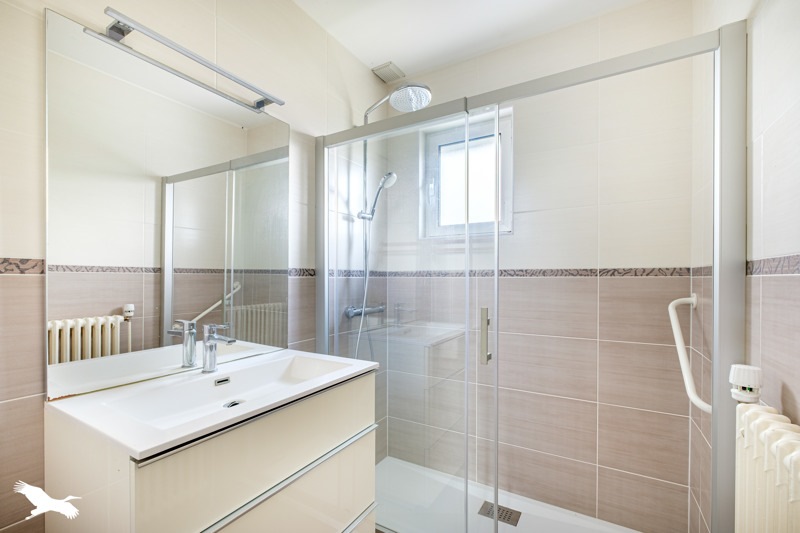 Vente Maison CHASSIEU - 5 pièces -165 m² - (69680)
