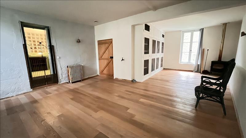 Vente Maison ORBIGNY - 10 pièces -412 m² - (37460)