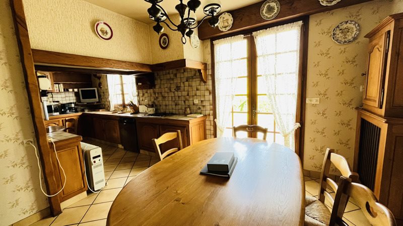 Vente Maison SELLES SUR CHER - 7 pièces -230 m² - (41130)