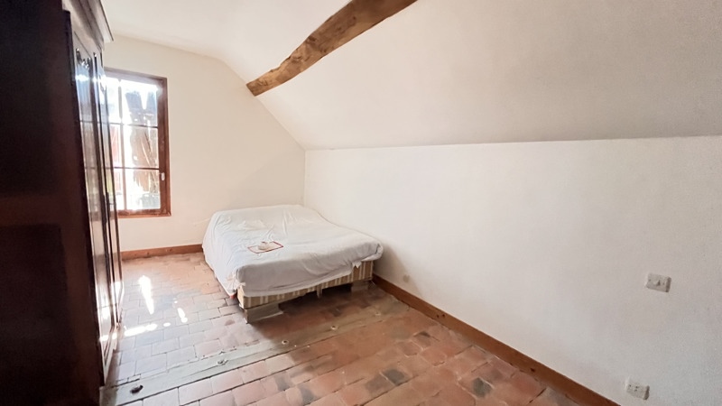 Vente Maison CHATEAUVIEUX - 5 pièces -100 m² - (41110)