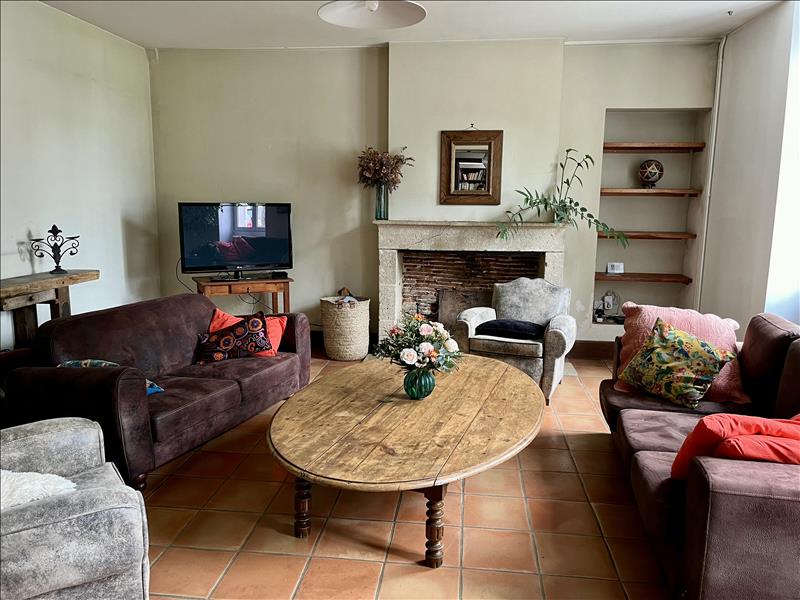 Vente Maison NOAILLAN - 11 pièces -400 m² - (33730)