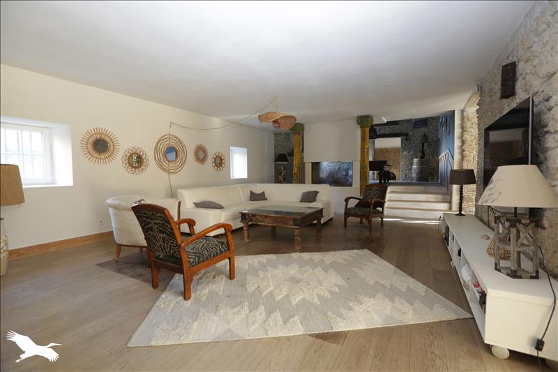 Vente Maison ST MARTIN DE SESCAS - 20 pièces -1 000 m² - (33490)