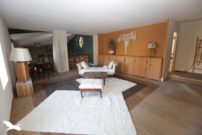 Vente Maison ST MARTIN DE SESCAS - 20 pièces -1 000 m² - (33490)