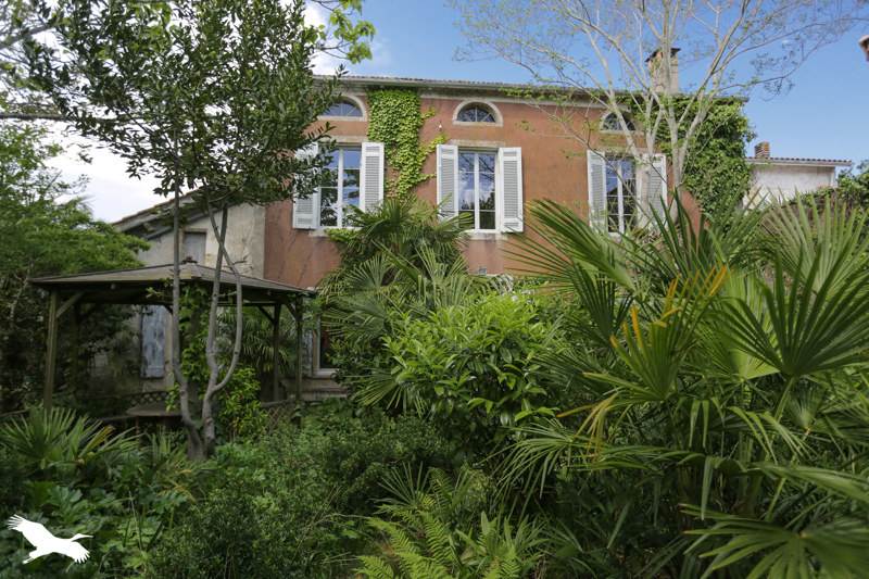 Vente Maison AUROS - 8 pièces -278 m² - (33124)