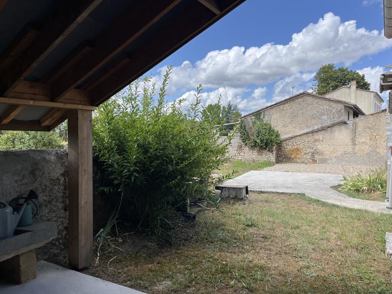 Vente Maison NOAILLAN - 5 pièces -206 m² - (33730)