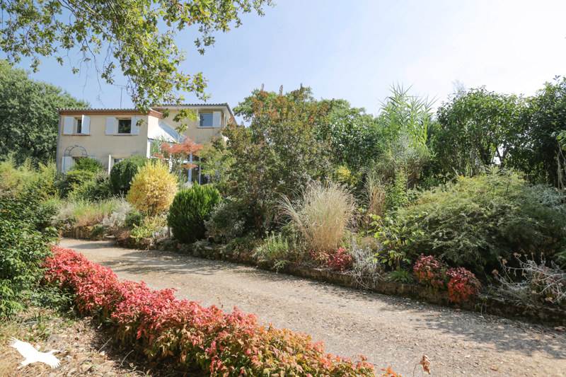 Vente Maison ST HILAIRE DE LA NOAILLE - 8 pièces -185 m² - (33190)