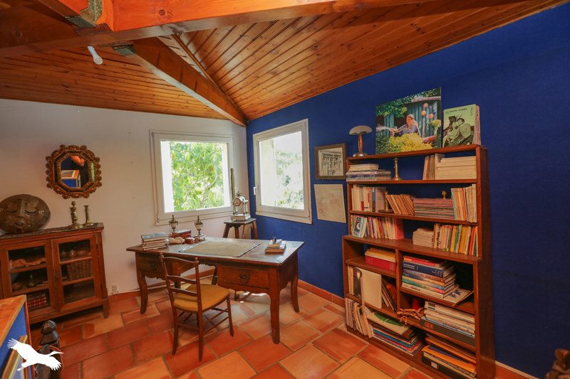 Vente Maison ST HILAIRE DE LA NOAILLE - 8 pièces -185 m² - (33190)
