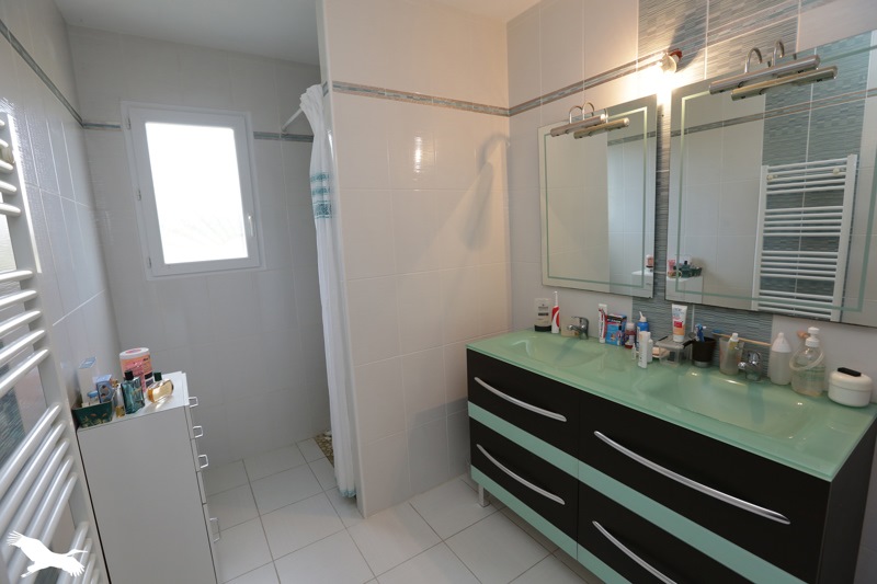 Vente Maison ST MARTIN DE SESCAS - 4 pièces -91 m² - (33490)