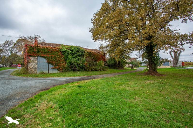 Vente Maison MOURENS - 8 pièces -200 m² - (33410)