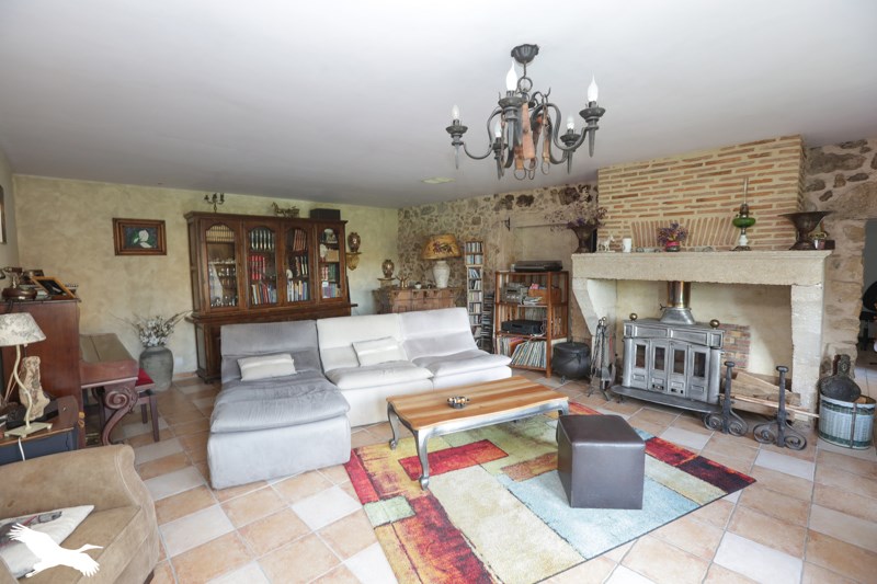 Vente Maison BALIZAC - 8 pièces -323 m² - (33730)