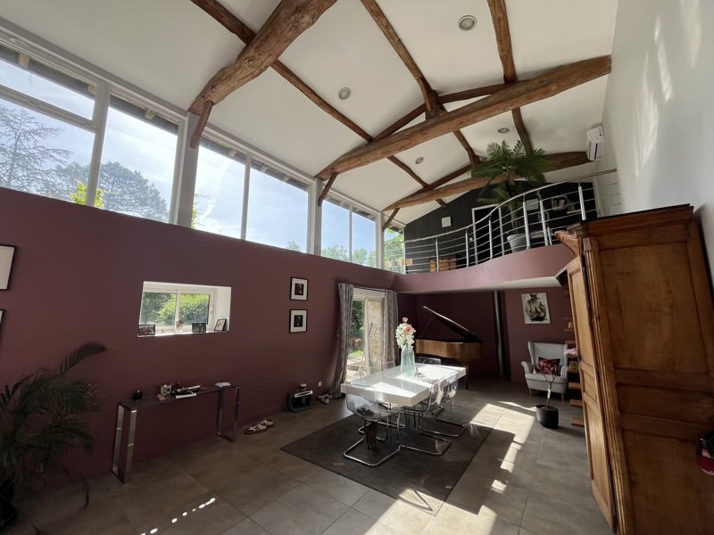 Vente Maison LEOGEATS - 8 pièces -262 m² - (33210)