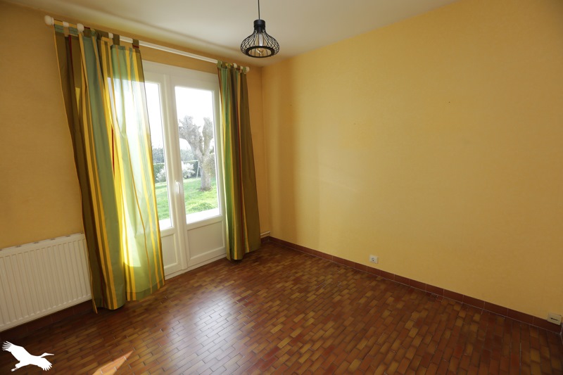Vente Maison ST PIERRE D AURILLAC - 5 pièces -105 m² - (33490)