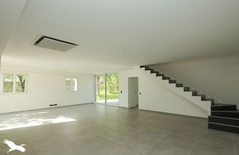 Vente Maison ST PIERRE D AURILLAC - 6 pièces -196 m² - (33490)