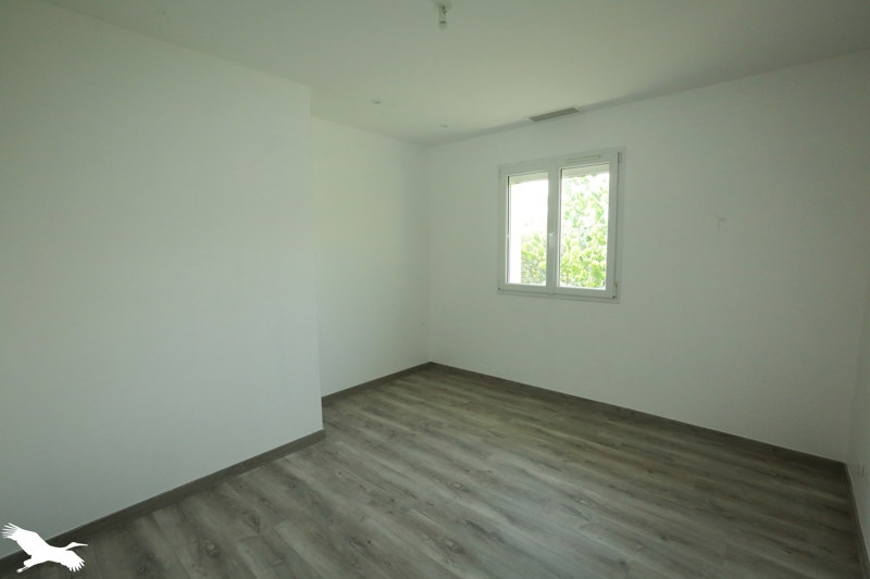 Vente Maison ST PIERRE D AURILLAC - 6 pièces -196 m² - (33490)